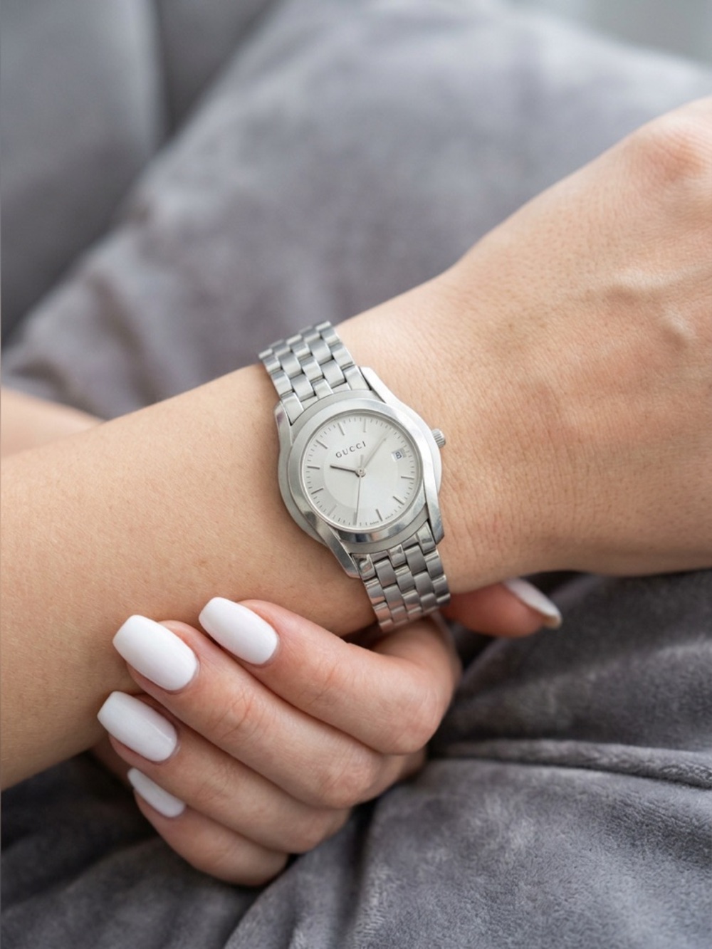 Gucci 5500L Quartz Timeless White Dial Stainless steel Analog Watch